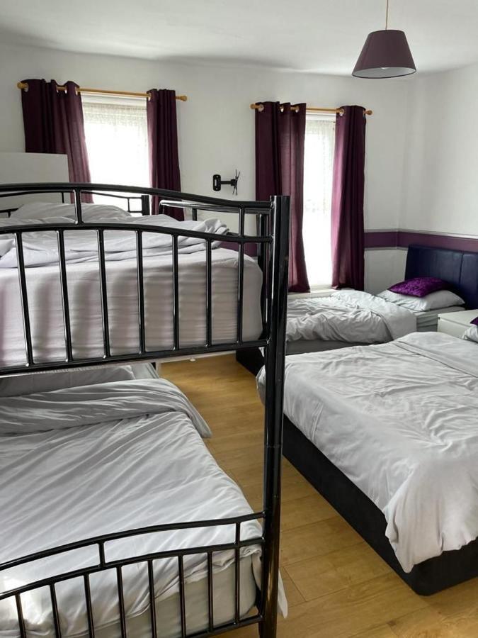 Park View Hotel And Guest House St Helens  Eksteriør billede